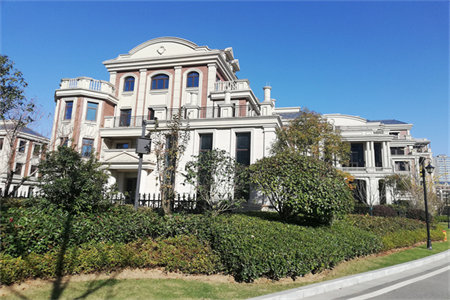 城南春蕾花苑3室2厅1卫102.6万108m2出售